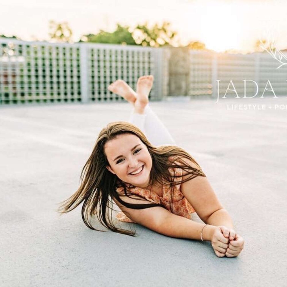 🌸 ABOUT ME & CLOSET DETAILS - Picture 2 of 8